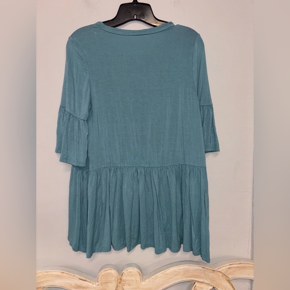 Annabelle Teal Flounce Sleeve Ruffle Hem Blouse Size Small - Picture 4 of 4